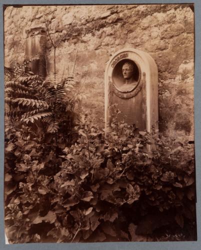 Tombe de Georges Jacob Fils, ancien cimetière Sainte-Marguerite, 36 rue  Saint-Bernard, 11ème arrondissement, Paris. | Paris Musées